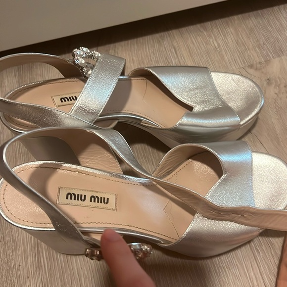 Miu Miu silver platform sandals - Picture 1 of 4